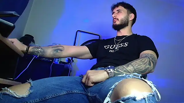 XanderCage99 webcam