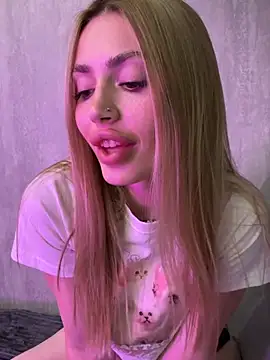 Elizabeth_Tay webcam