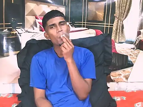 IndianThuggin webcam