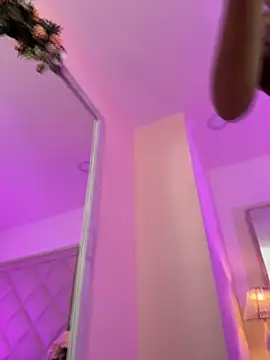AliciaRoux webcam