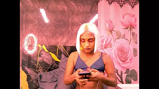 indian_barbie webcam