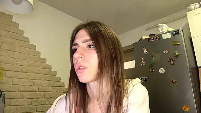 ZaraGuyette webcam