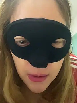lulupiecitosamor webcam