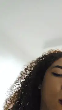 lilith_isabella25 webcam
