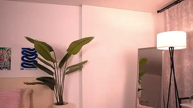 VixenLuxe webcam