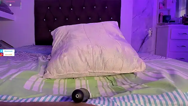 alysson_18 webcam