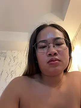 Ponthip webcam
