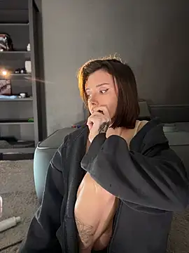 bastet (F young) - dildo pklay