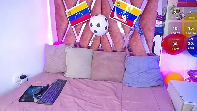 Elizabeth_Evans1 webcam