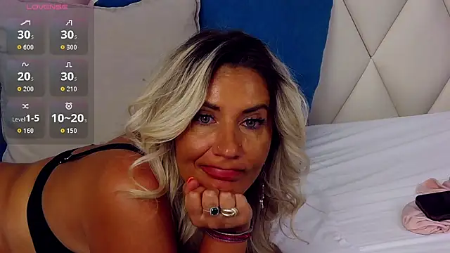 GinaBear webcam