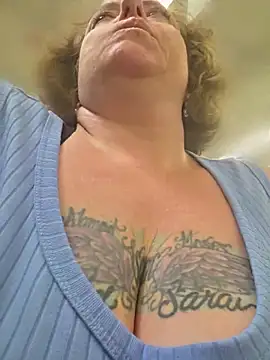 julimonroe webcam