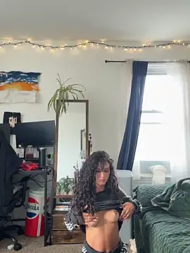 Kittybangerangbang webcam