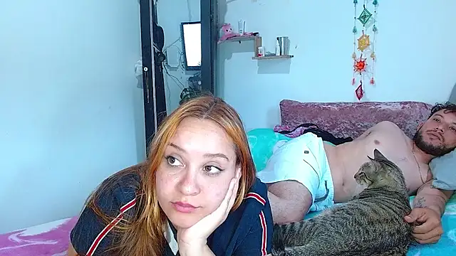 Watch curvivan live on EroticFlix - High definition streams