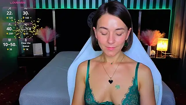 Watch GracefulMichelle live on EroticFlix - High definition streams