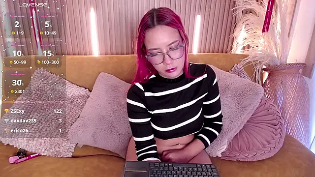 MiaGinger_ webcam