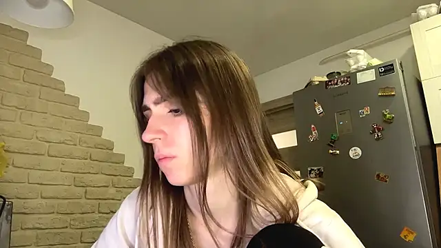 ZaraGuyette webcam