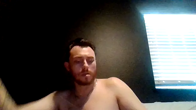 Cloudyydayzz webcam