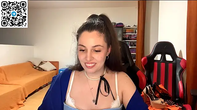 SweetFenomen67 webcam