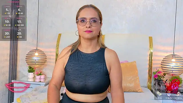 MarilynVega1 webcam