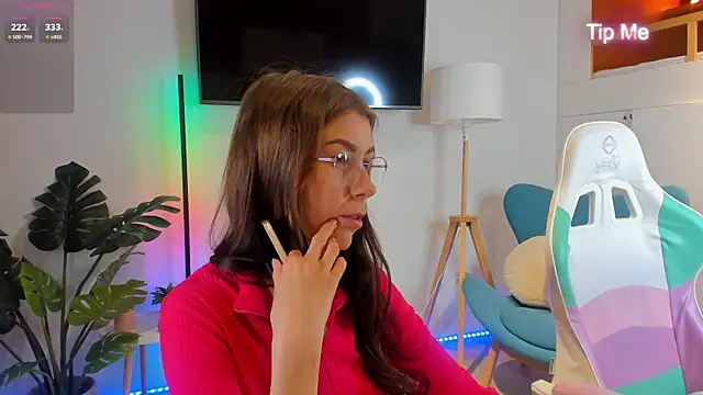 hailey_green (F young) - Take off one thing