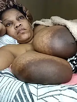 HappygalTheQueen webcam