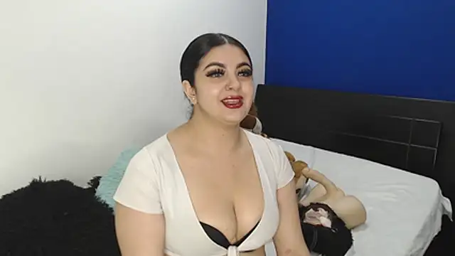 EmmilyConnor webcam