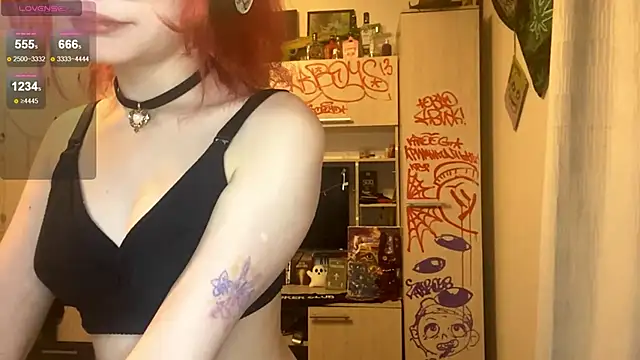 RedHeadCat webcam