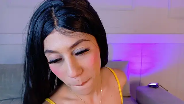 ZoeyPetit webcam