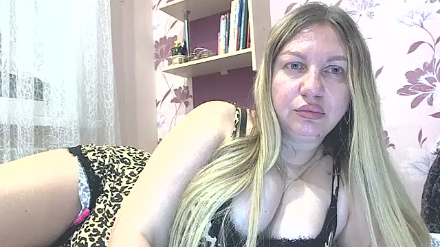 Wooow669 webcam