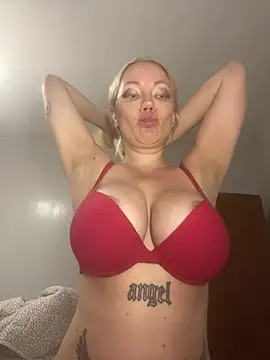 SofiaJoy webcam