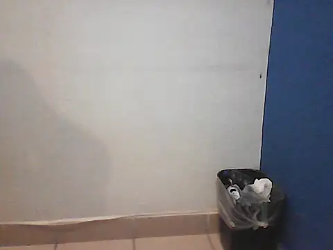 Kalel17073 live cam on StripChat