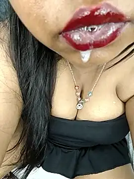 Curvy_Pooja webcam