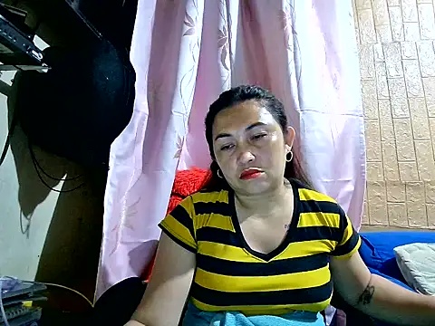Lonely_Heart webcam