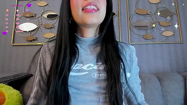 laraa_jeean webcam