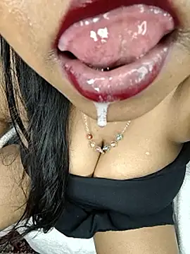 Curvy_Pooja webcam