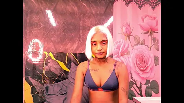 indian_barbie webcam