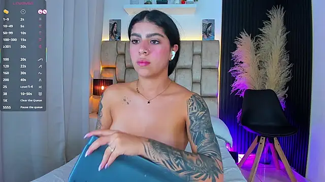 little_sophie18 webcam
