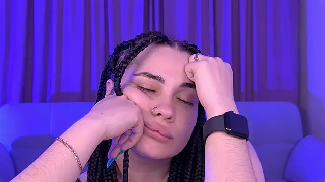 AdrianaToress webcam