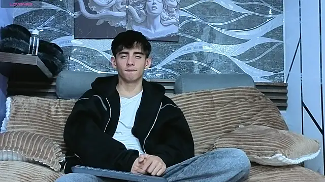 demian_hot99 (M twink) - let's cum