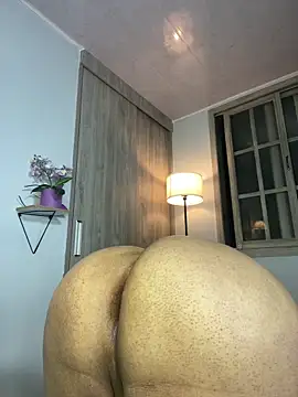 Nnnaina - Trans webcam sex chat