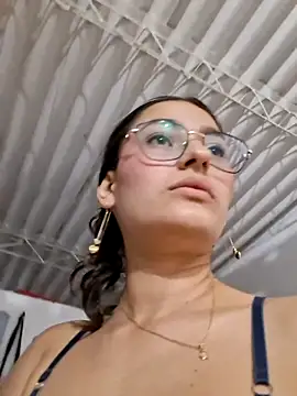 Ary-18 live sex cam