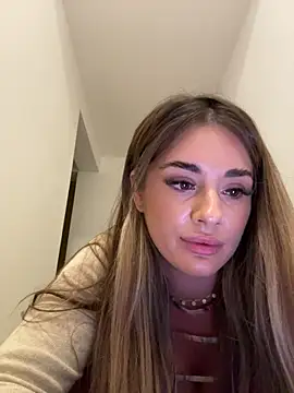 IsabellaEtthan Live Webcam on Stripchat