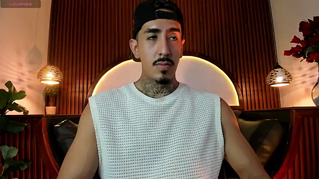 Donovan_Desmond webcam