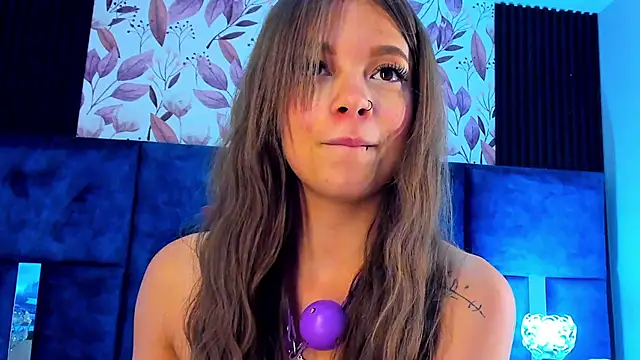 AmmyJones_ webcam
