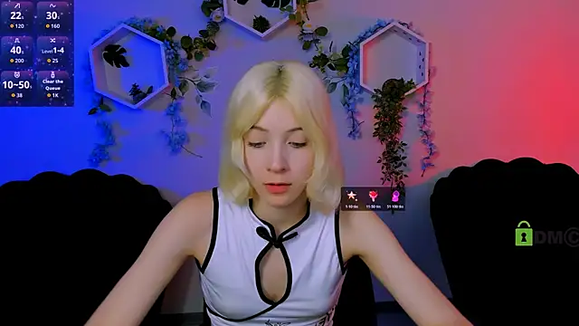 gloria_bubble (G teen) - doggy in panties
