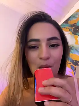 Antonella_Julieta webcam