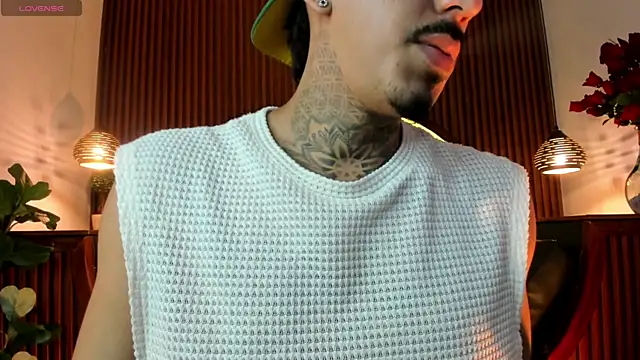 Donovan_Desmond webcam