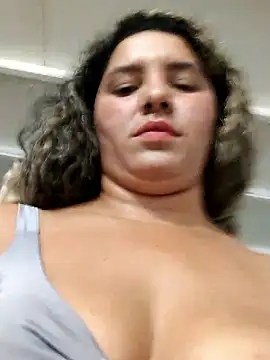 Alice_fulldirty webcam