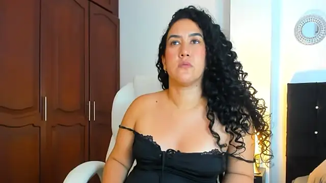 kathyajhonss webcam