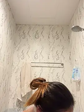 Ponthip live sex cam